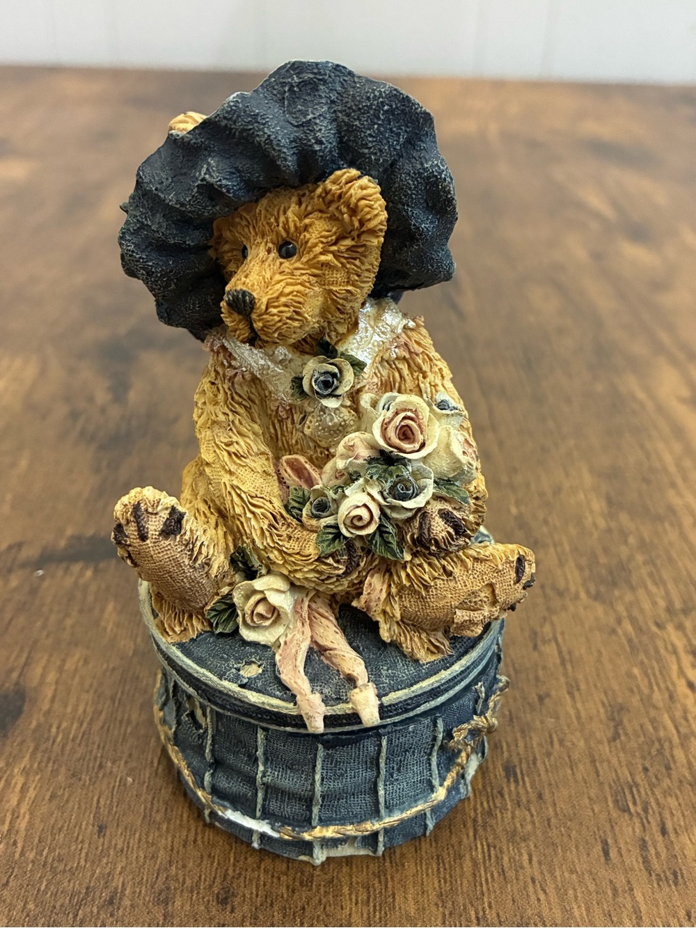 Boyd’s Bears Bear Figurine Small Trinket Box